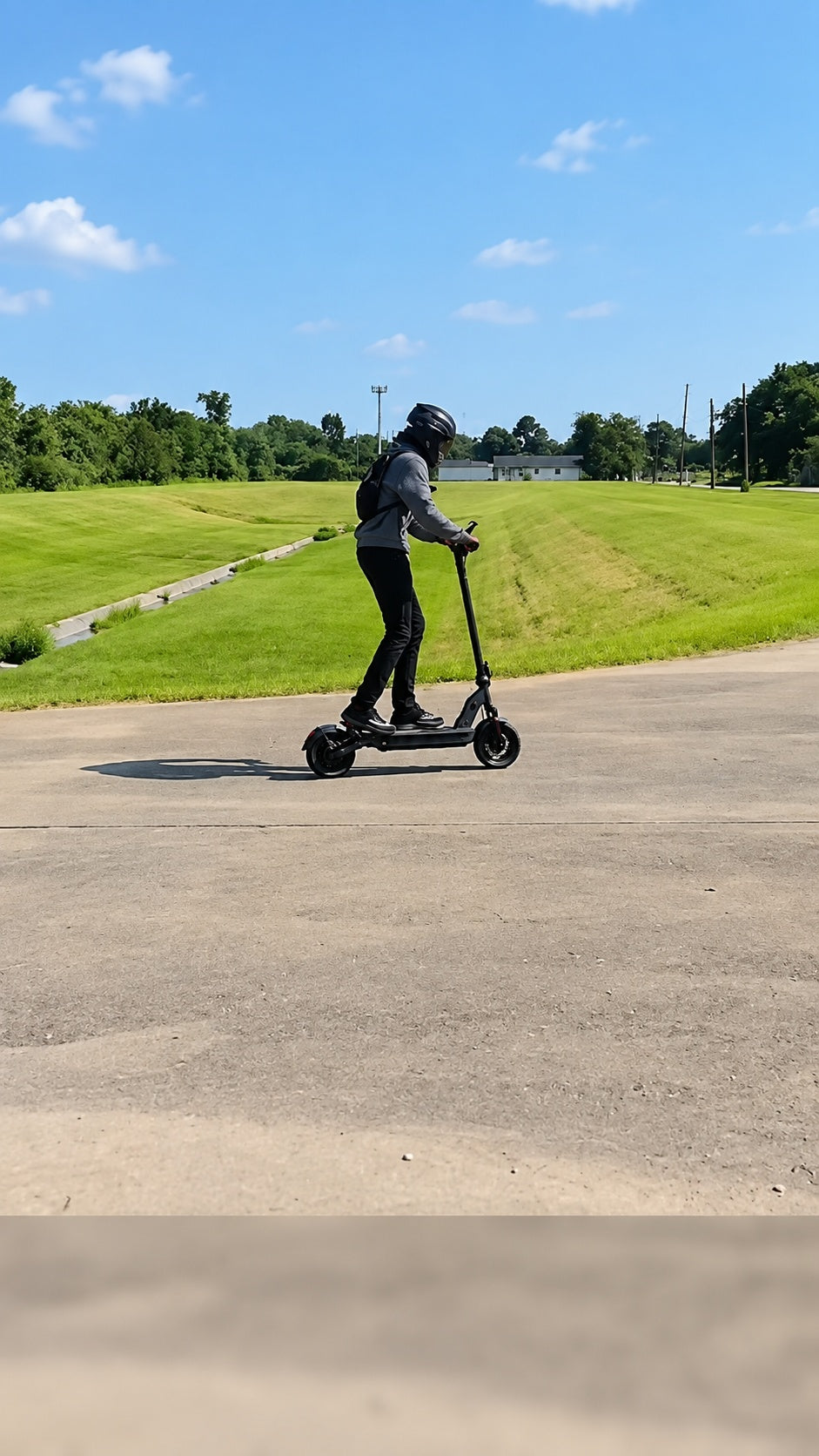 Compact & Rock-Solid Everyday Ride